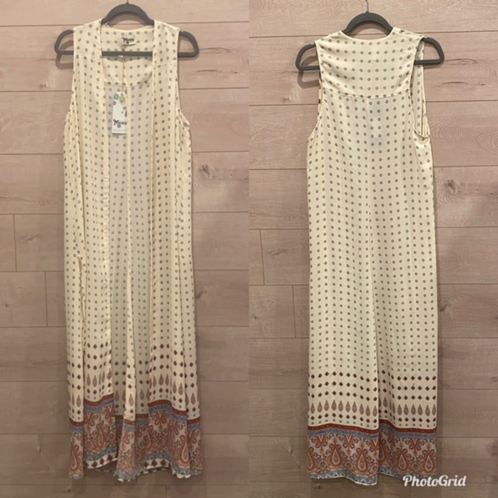 Show Me Your MuMu Cream and Brown Sleeveless Maxi Top